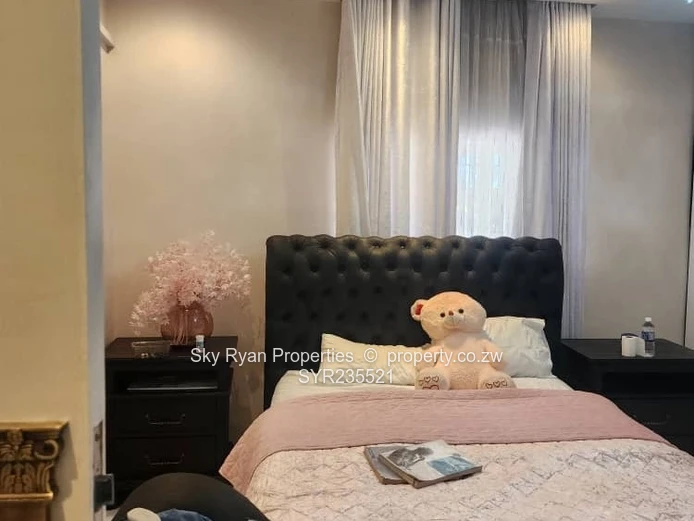 Monavale Property For Sale