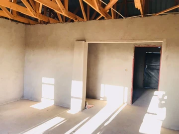 Commercial & Industrial Land