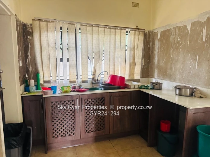 Avondale West Double Storey For Sale 