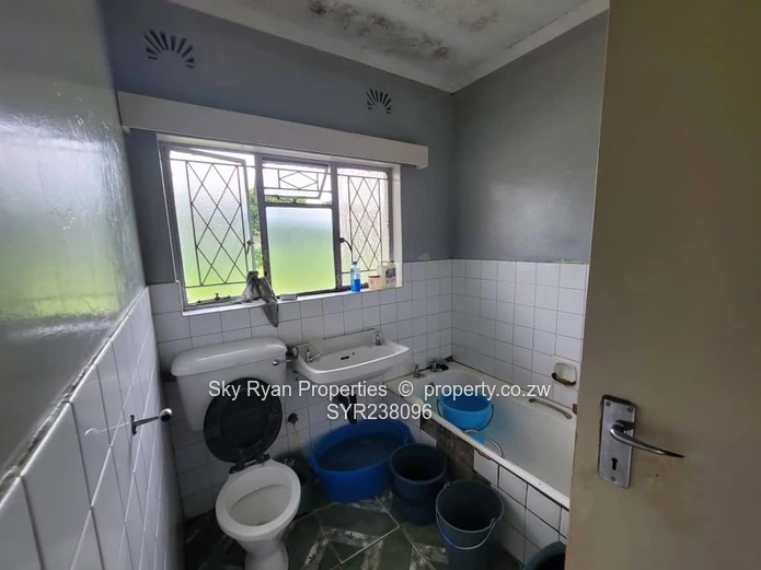 Hatfield House For Sale 