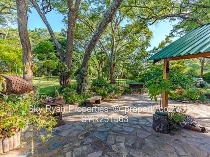Glen Lorne House  For Sale