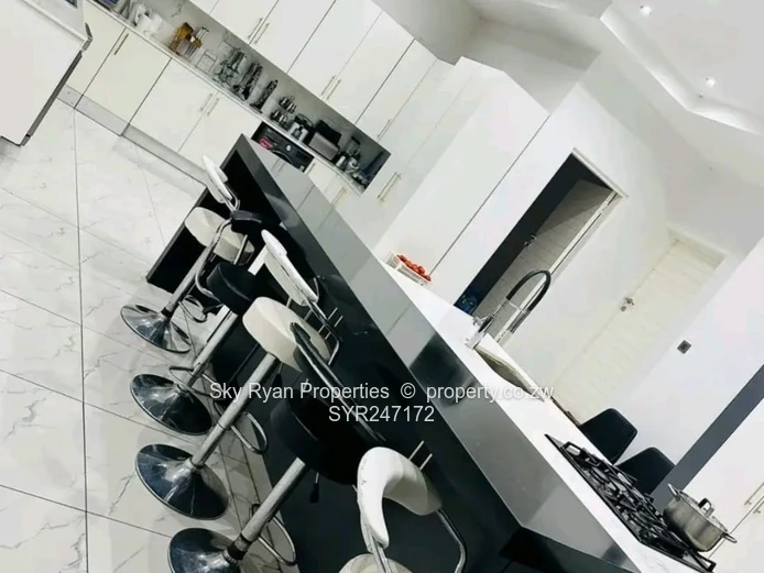 Gletwin House To Let