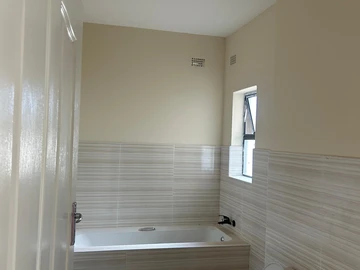 2 Bedroom Garden Flat