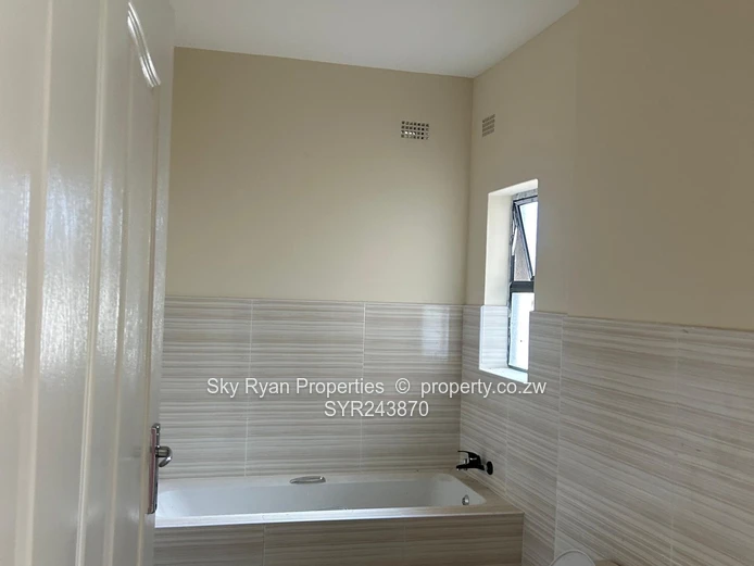 Ashdown Park Garden Flat For Sale