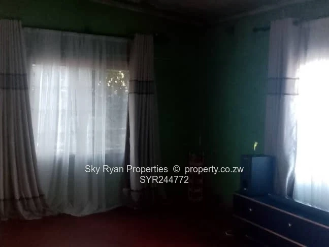 Kambuzuma Section 1 House For Sale
