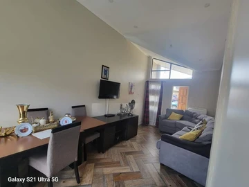 2 Bedroom Garden Flat