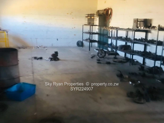 Commercial property in Msasa for sale