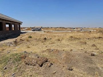 Stands & Residential Land