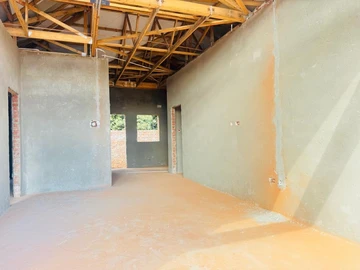 3 Bedroom Flat & Apartment