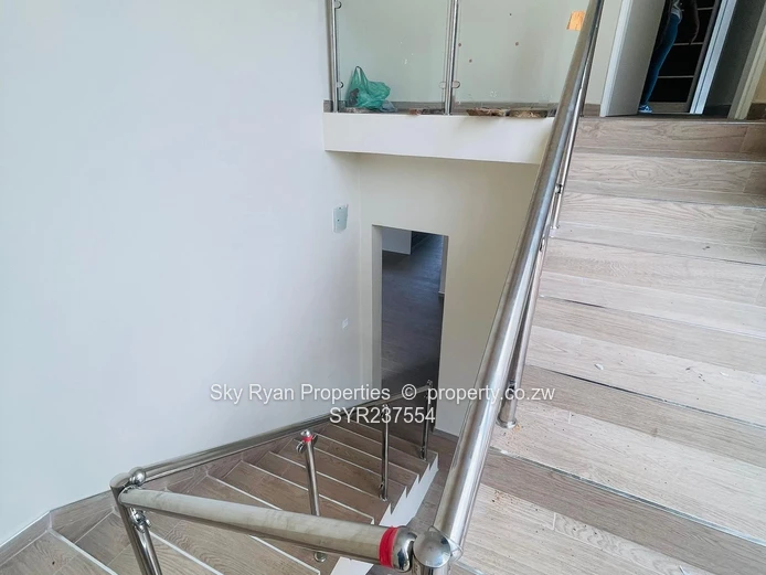 Monavale Pagomo Mews Villa For Sale 