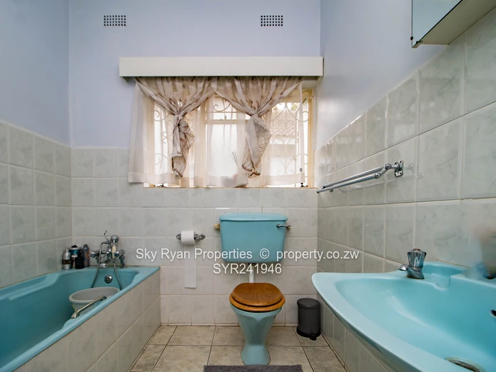 Alexandra Park House For Sale