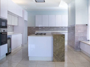 3 Bedroom Townhouse Complex