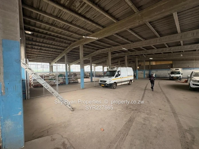 Msasa Industrial Warehouse To Rent
