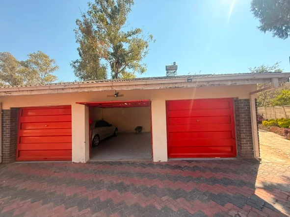 5 Bedroom House