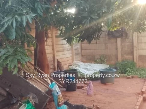 Kambuzuma Section 1 House For Sale