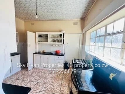 Avondale West House For Sale