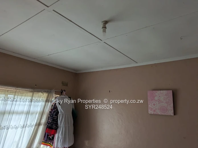 Grange, Chisora Village Property For Sale