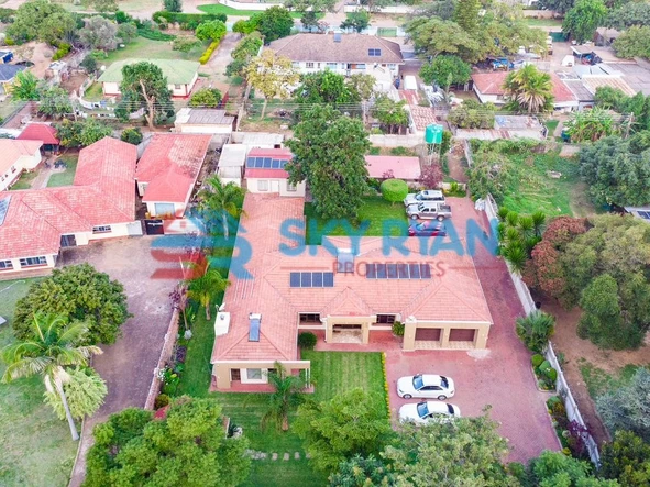Eastlea House: Luxurious 5-Bedroom Home for Sale