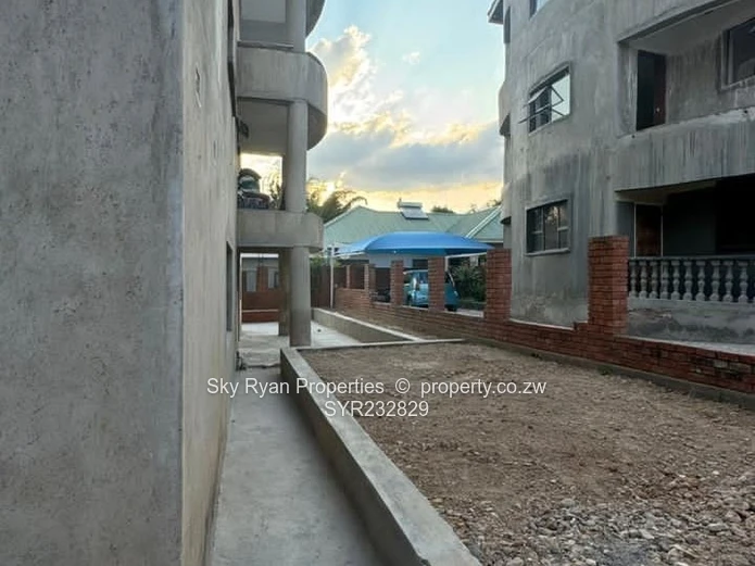 Glen lorne Luxurious 4-Bed Townhouse For Sale 