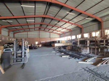 Warehouse & Factory