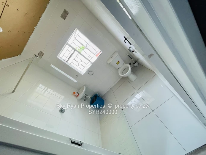 Damafalls 3 Bedroom House for Sale!*