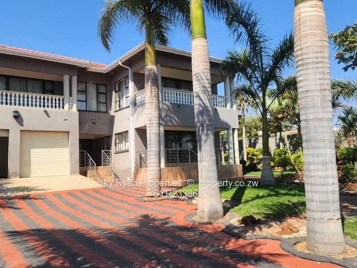 Borrowdale Pomona Double Storey For Sale