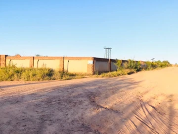 Commercial & Industrial Land