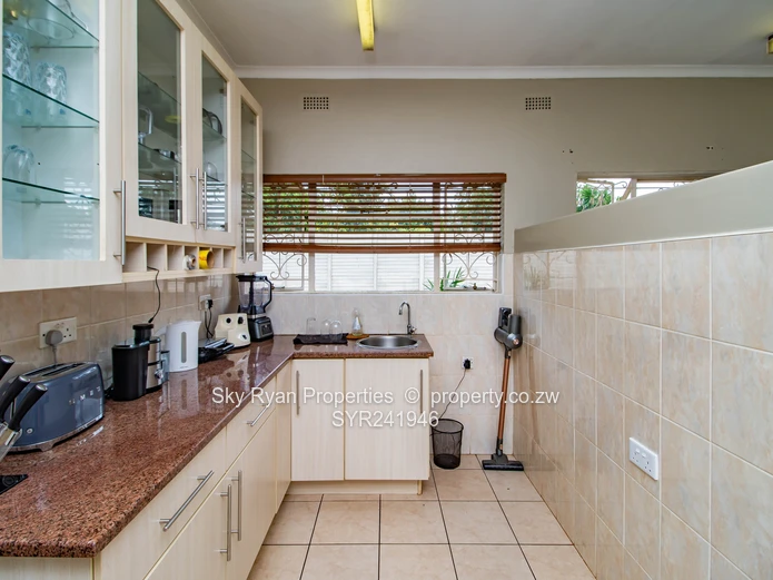 Alexandra Park House For Sale