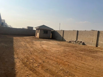 Commercial & Industrial Land