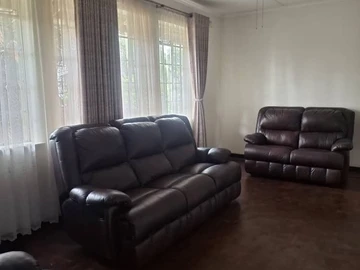 3 Bedroom Flat & Apartment