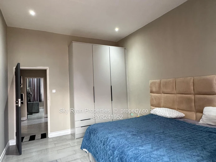 Greendale Peakwood Village House For Sale