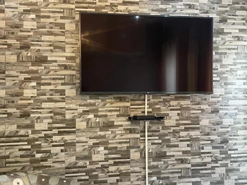 2 Bedroom Flat & Apartment