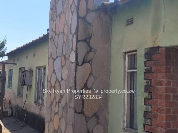 Glen Norah House For Sale 