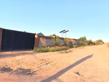 Commercial & Industrial Land