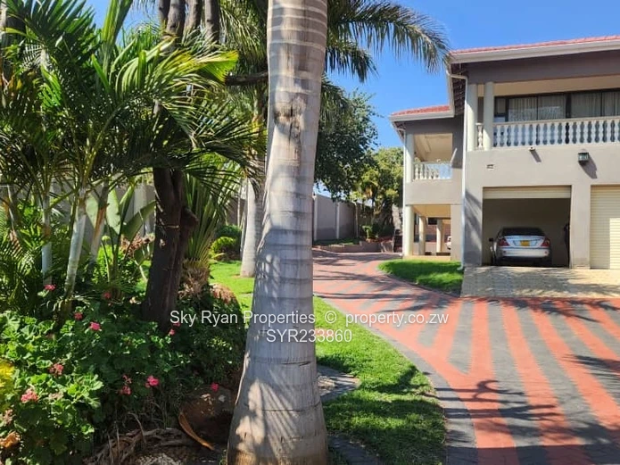 Borrowdale Pomona Double Storey For Sale