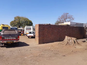 Commercial & Industrial Land