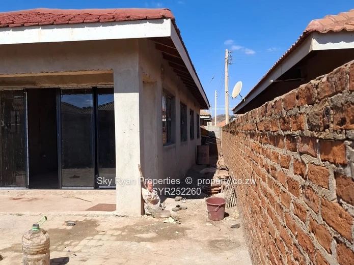 Grace Lands, Warren Park D House For Sale