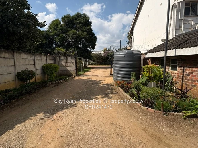 Avondale Garden Flat For Rent