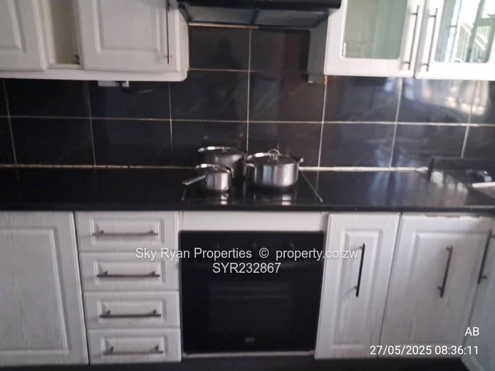 Waneka 2 Bed Flat For Sale