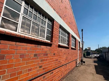 Warehouse & Factory