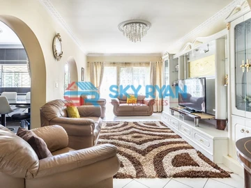 5 Bedroom House