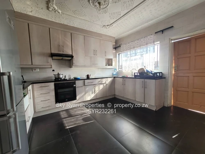 Mainway Meadows House For Sale 