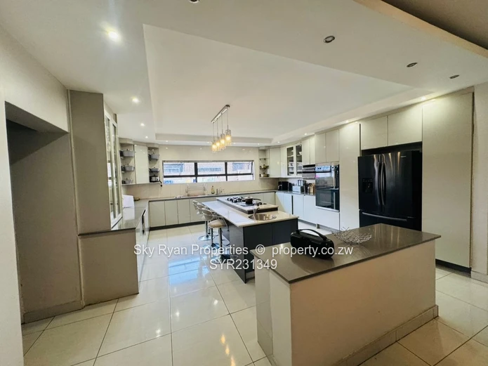 Sandton Phase 1 House For Sale (Sole Mandate)