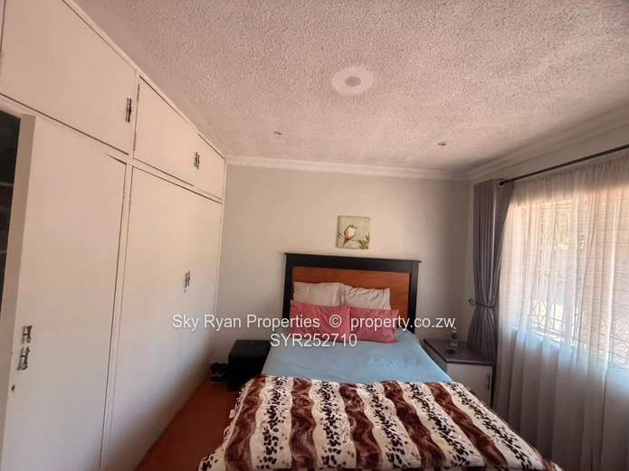 Monavae House To Let 