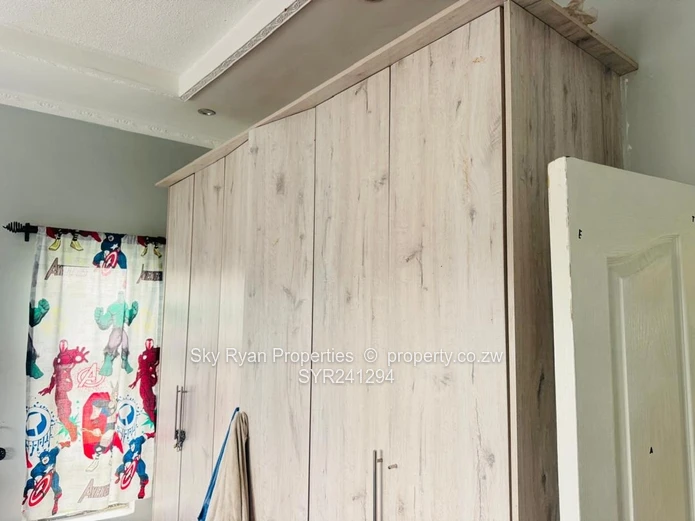 Avondale West Double Storey For Sale 