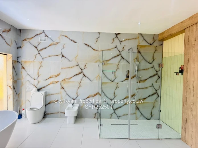 Borrowdale Helensvale House For Sale