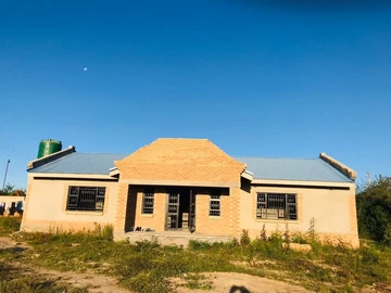 Commercial & Industrial Land