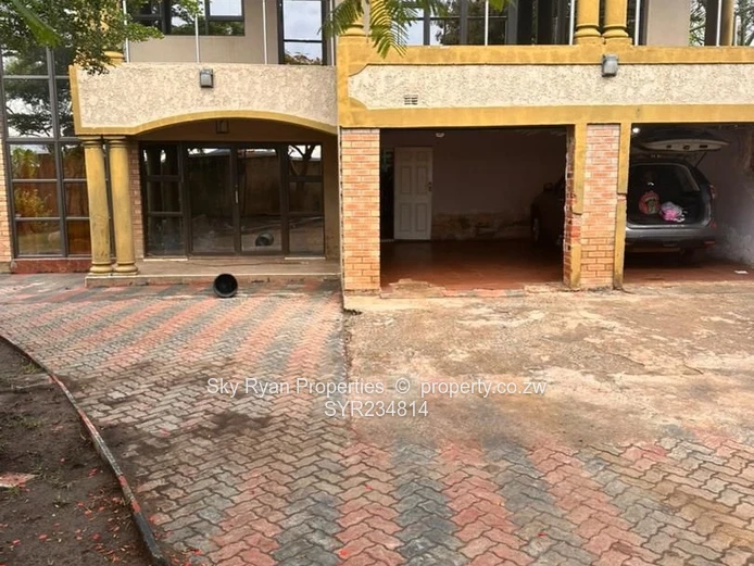 Sandton Phase 1 House For Sale