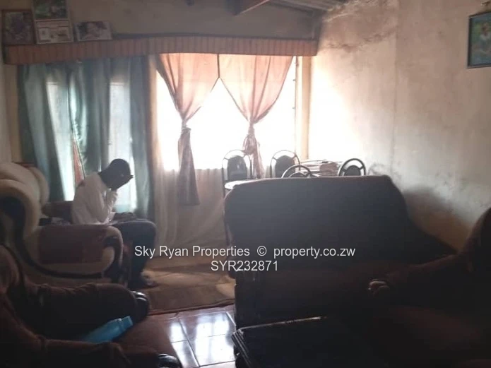 Kambuzuma 6 House For Sale