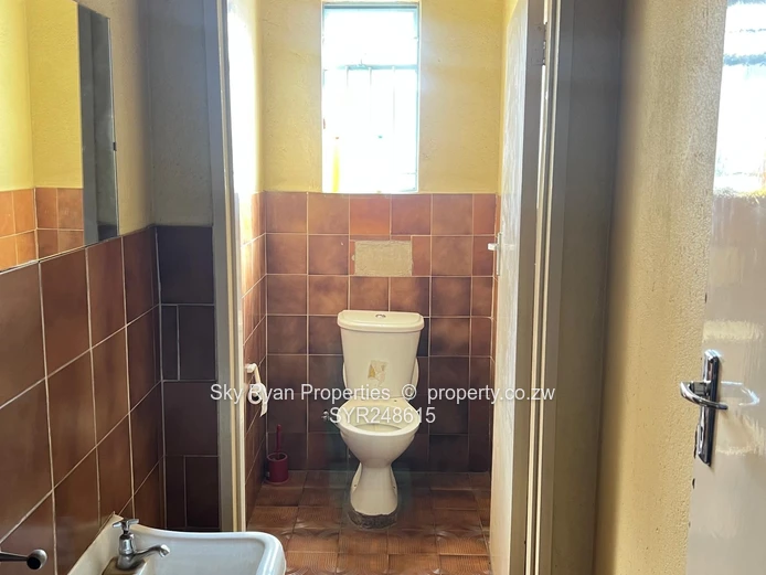 Glen Eagles Commercial Property For Sale